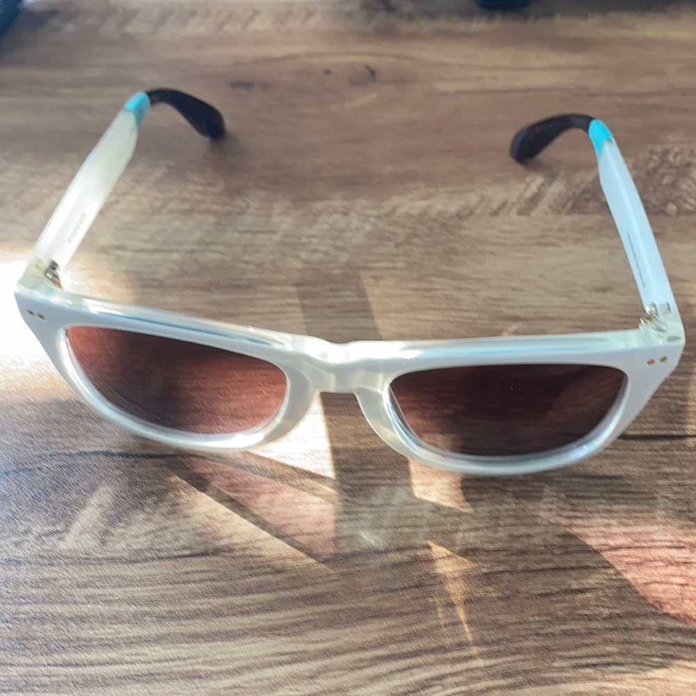 Toms Sunglasses (White/Tortoise/Blue)